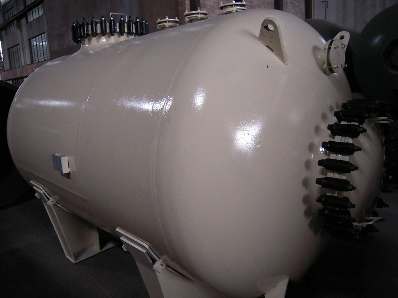 搪玻璃储罐 (1)