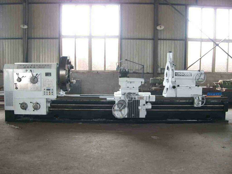 卧式车床 (2)
